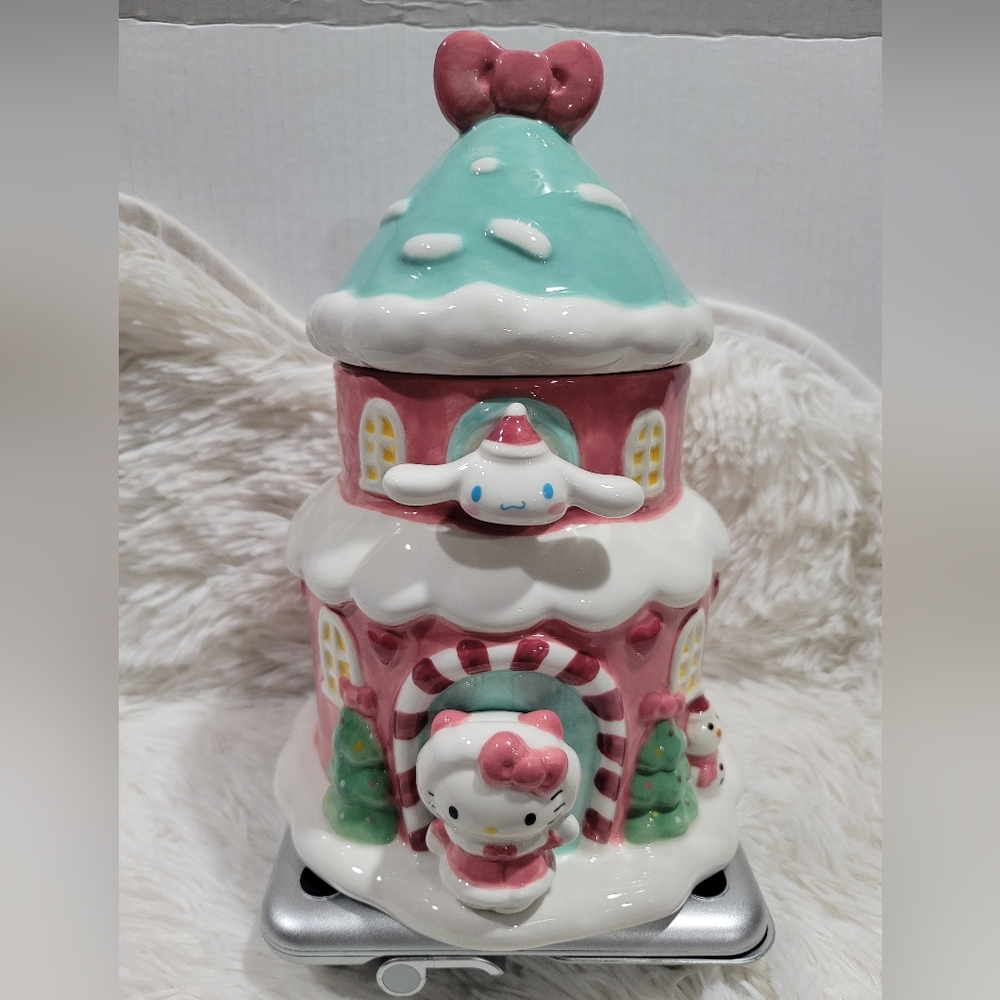 Hello Kitty & Cinnamoroll Ceramic Cookie Jar House Christmas RARE Bluesky